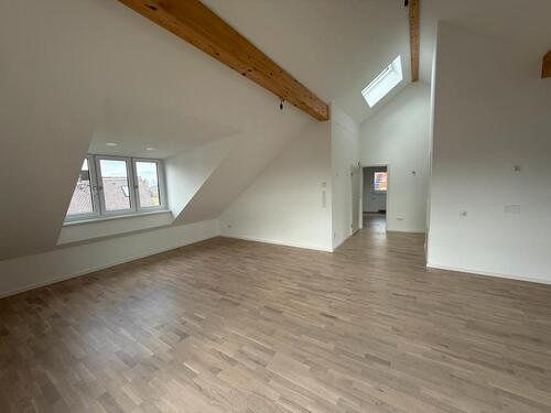 Foto - 3 Zimmer Dachgeschoßwohnung zur Miete in München