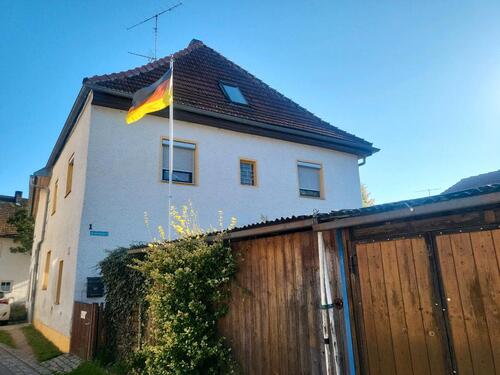 Foto - Zwei Häuser zu verkaufen - 750.000,00 EUR Kaufpreis,