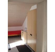 möbl. Zimmer mit Bad - 200,00&nbsp;EUR Kaltmiete, ca.&nbsp; 15,00&nbsp;m&sup2; in Untersiemau (PLZ: 96253)