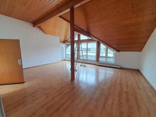Foto - 3 Zimmer Dachgeschoßwohnung zur Miete in Pforzheim