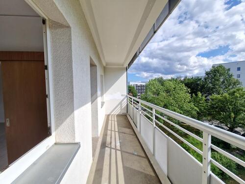 Foto - Weitblick genießen! Wir renovieren 2-Zimmer-Wohnung!