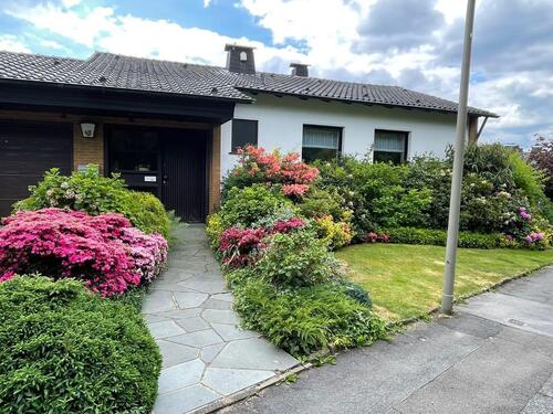 Foto - Freistehendes 1-2 Familienhaus in Dortmund-Syburg von privat