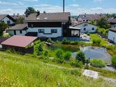 Foto - EFH auf großem Grundstück mit Schwimmteich und 5 Garagen