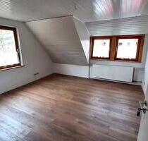 Dachgeschoß - Wohnung zu vermieten - Gieboldehausen