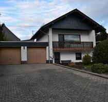 Einfamilienhaus mit Doppelgarage - Düngenheim