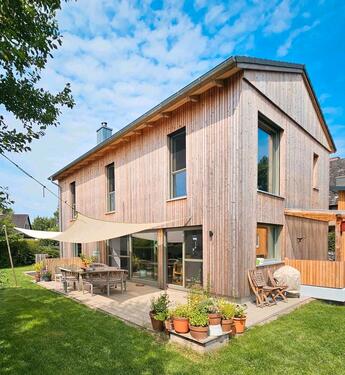 Foto - Möbliertes Einfamilienhaus befristet zu vermieten -max 10 Monate