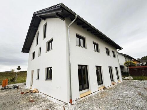 Foto - Moderne Doppelhaushälfte Haus - Neubau - Provisionsfrei