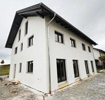 Moderne Doppelhaushälfte Haus - Neubau - Provisionsfrei - Hengersberg