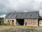 Foto - wecke kleines Bauernhaus aus Dornröschenschlaf