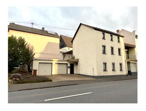 Foto - Großes Haus mit Laden, Terrasse und Garage in Leutesdorf