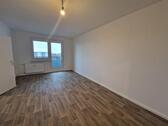 *Ab 01.03.2026* 3-Zimmer-Wohnung im Erdgeschoss mit Balkon & modernem Duschbad - Leipzig Lausen-Grünau