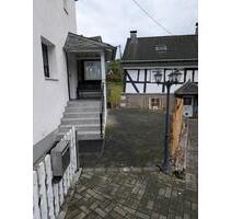 moderne 2,5 Zimmer Wohnung mit Terrasse in Gummersbach Elbach