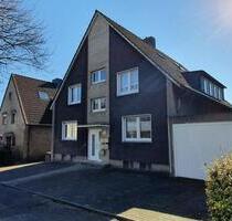 Sehr ruhige, renovierte EG - 2 ½ Zimmerwohnung, schöne Aussicht, - Dortmund Brackel