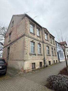 Foto - Großes Mehrfamilienhaus Lagerfläche vielseitige Nutzung in Pr