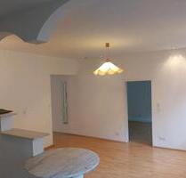 Teilmöblierte 3-Zimmer-Wohnung in Wiesbaden-Biebrich Teilmöblierte 3-Zimmer-Wohnung in Wiesbaden-Biebrich