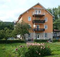 Großzügige 4-Zimmer-Wohnung direkt am königlichen Schlosspark! - Bad Brückenau