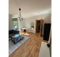 Helle 2-Zimmer-Wohnung mit Balkon, Garten & Garage in Meißen