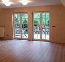 Exklusive 3-Raum-Wohnung in Jena Ost mit Terrasse in Hanglage