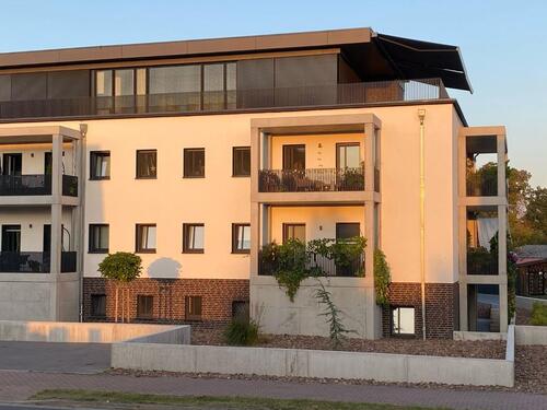 Foto - Großes, neusaniertes Penthaus zu vermieten