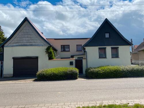 Foto - Ehemaliges Bauernhaus mit Garage und Garten im Vorharz