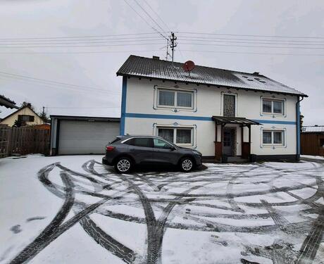 Foto - Biete Zweifamilienhaus mit Doppelgarage, Provisionfrei