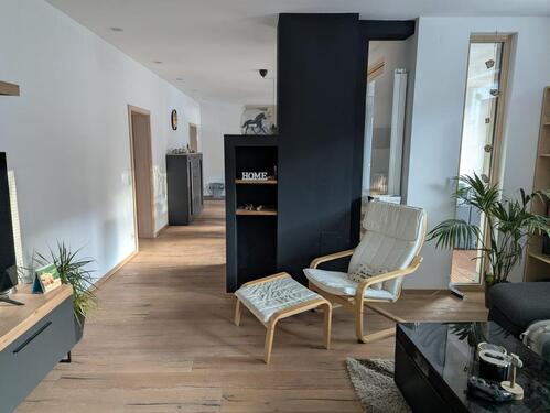 Foto - Schmuckstück zu vermieten - 1.000,00 EUR Kaltmiete, ca.  122,00 m²