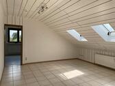 Foto - 2 Zimmer Dachgeschoßwohnung zur Miete in Poppenhausen