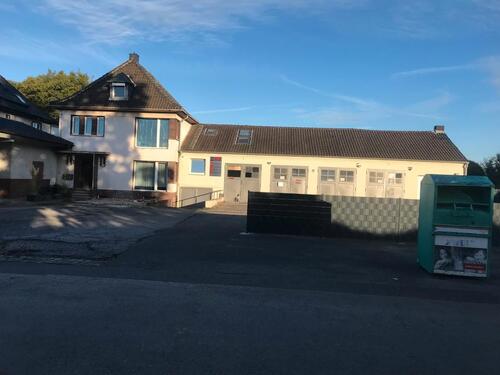 Foto - Mehrfamilenhaus mitt Halle - 430.000,00&nbsp;EUR Kaufpreis, ca.&nbsp; 200,00&nbsp;m&sup2;