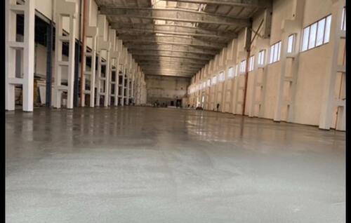 Foto - Produktivní und Lagerhalle zu Mieten