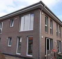 Ansprechende und hochwertige 3-Zimmer-Obergeschosswohnung mit Einbauküche am Stadtrand von Esens!