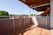 Foto - Großzügige Wohnung mit sonnigem Balkon und Tiefgaragenstellplatz!