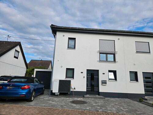 Foto - Neubau-Doppelhaushälfte incl. Garage und Einbauküche zu vermieten