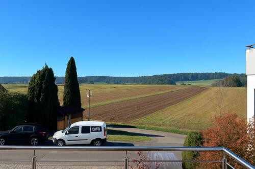 Foto - 4,5-Zimmer-Wohnung am Feldrand - 1.500,00&nbsp;EUR Kaltmiete, ca.&nbsp; 94,00&nbsp;m&sup2;