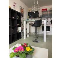 Möbliert Wohnung mit grosse Aufzug zur Zwischenmiete in kiel