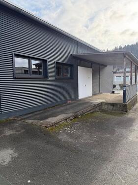 Foto - Lagerfläche Kaltlager Lagerhalle 157m2 mit Rampe