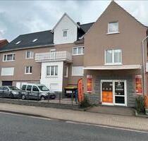 Großzügiges Mehrfamilienhaus mit Imbiss zum verkaufen - Bebra