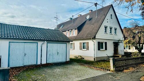 Foto - Haus in NürtingenBraike 2 Garagen, Garten, Keller, Dachboden