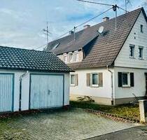 Haus in NürtingenBraike 2 Garagen, Garten, Keller, Dachboden