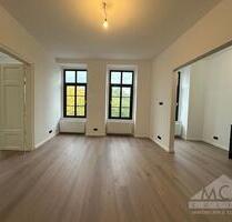 Stilvoll sanierter Erstbezug: Moderne 2-Zimmer-Wohnung am Mainkai - Frankfurt am Main