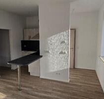 Moderne 2-Raum-Wohnung mit Einbauküche im Erdgeschoss zu vermieten! - Querfurt