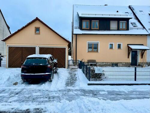 Foto - Provisionsfreie Doppelhaushälfte in wunderschöner Lage in 92259