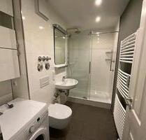 TOP modernisierte 2 Zimmmer Wohnung mit großen Balkon - München Hadern