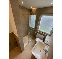 kernsanierte helle 2,5 Zimmer Wohnung in Duisburg Süd