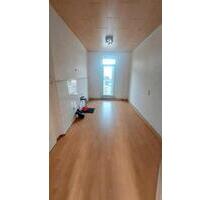 helle, neu renovierte Wohnung im Herzen von Groitzsch zu vermiete