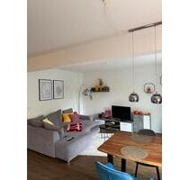 Moderne 3-Zimmer-Wohnung mit Südbalkon zum 01.12. frei - Essen Huttrop