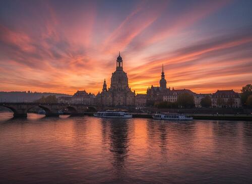 Foto - KAPITALANLAGE NÄHE DRESDEN 4-ZIMMER RAUM EIGENTUMSWOHNUNG BALKON