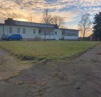 Haus mit großem Grundstück - 220.000,00 EUR Kaufpreis, in Südliches Anhalt (PLZ: 06388) Pfaffendorf