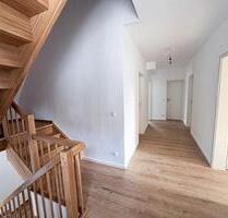 Penthouse Maisonette Wohnung mit riesiger Dachterrasse - Erstbezug nach energ. Komplettsanierung - Groß-Gerau