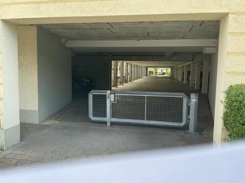 Foto - Stressfrei parken - 44,00 EUR Miete,