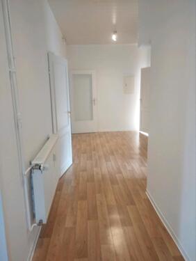 Foto - Mehrfamilienhaus, Wohnhaus in Jade zum Kaufen